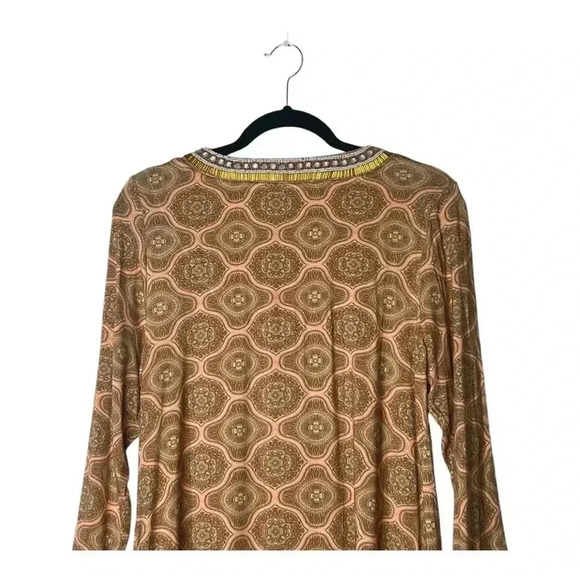 2006. SOFT SURROUNDINGS BEADED 3/4 SLEEVE TUNIC TOP SIZE MEDIUM V NECKLINE - Picture 6 of 7